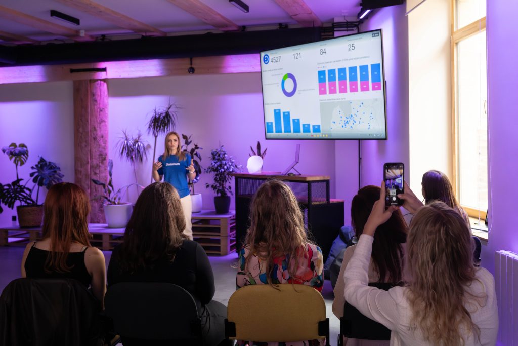 A speaker presenting at the Female Founders Lunch